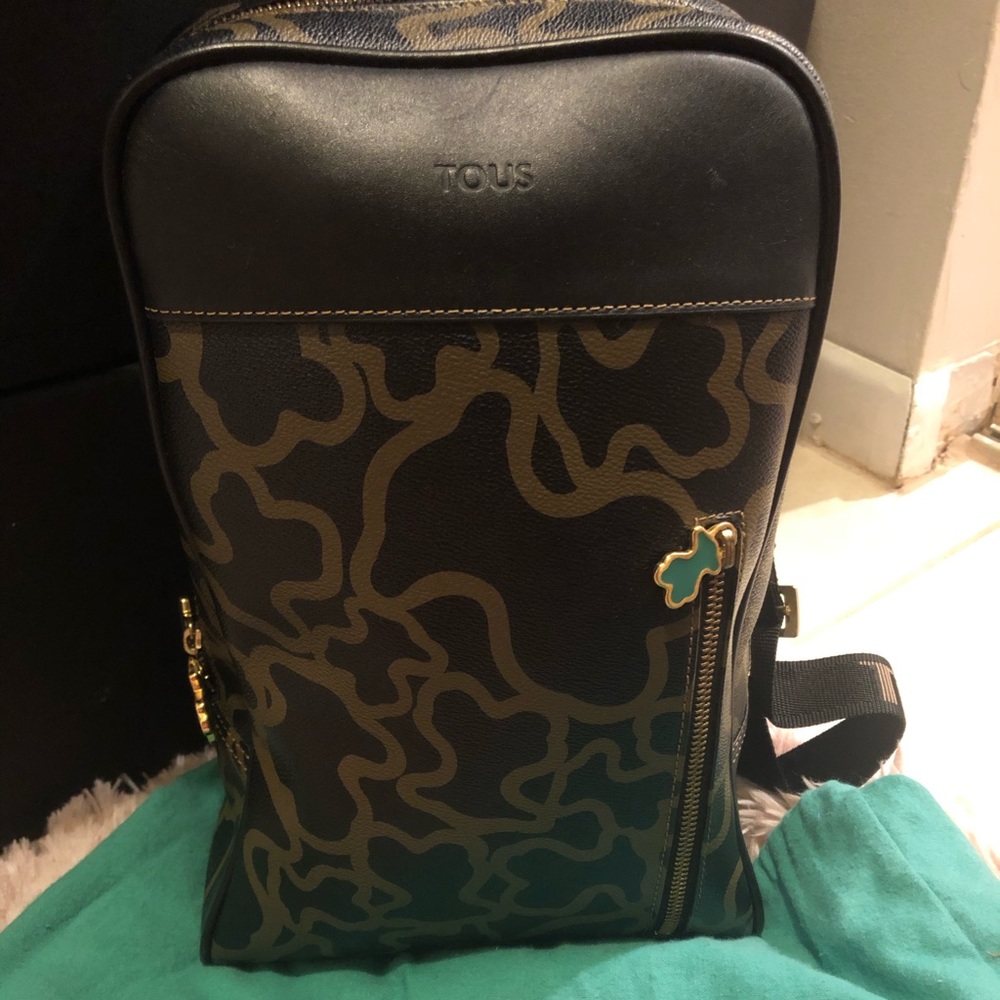 Original TOUS sling back pack🎒.